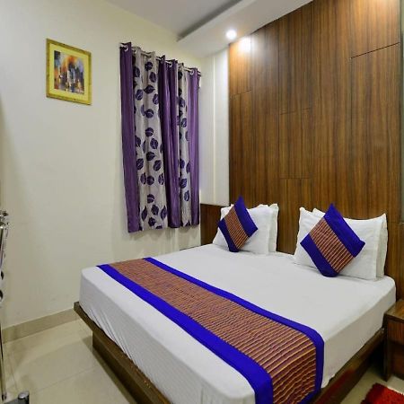 Hotel International Neelam Near New Delhi Railway Station นิวเดลี ภายนอก รูปภาพ