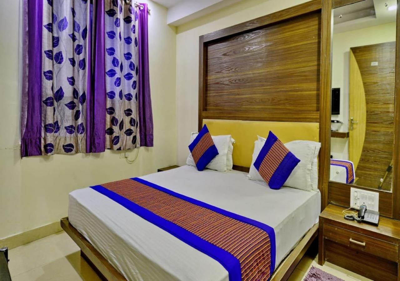Hotel International Neelam Near New Delhi Railway Station นิวเดลี ภายนอก รูปภาพ