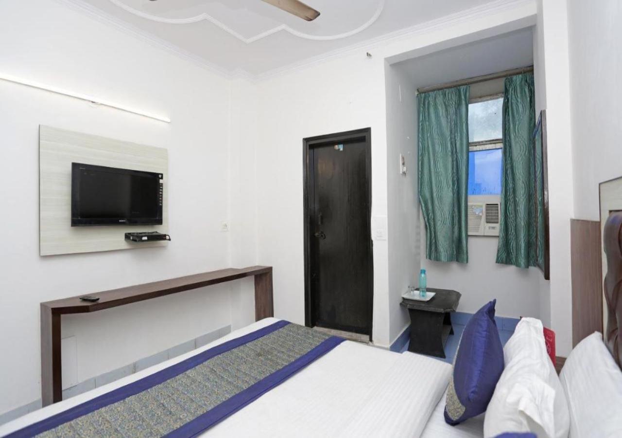 Hotel International Neelam Near New Delhi Railway Station นิวเดลี ภายนอก รูปภาพ