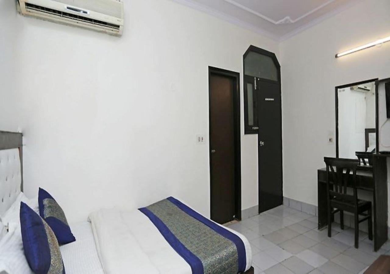 Hotel International Neelam Near New Delhi Railway Station นิวเดลี ภายนอก รูปภาพ