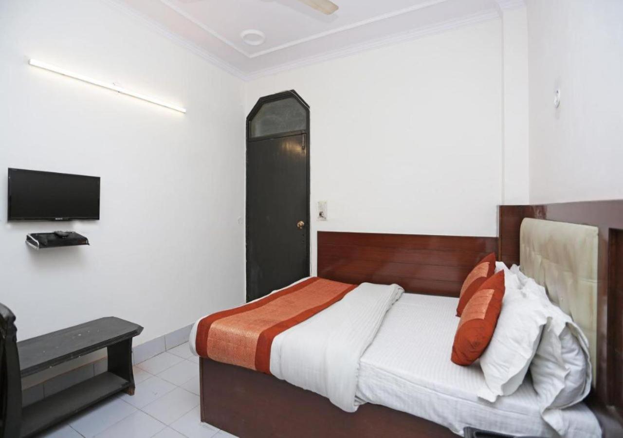 Hotel International Neelam Near New Delhi Railway Station นิวเดลี ภายนอก รูปภาพ